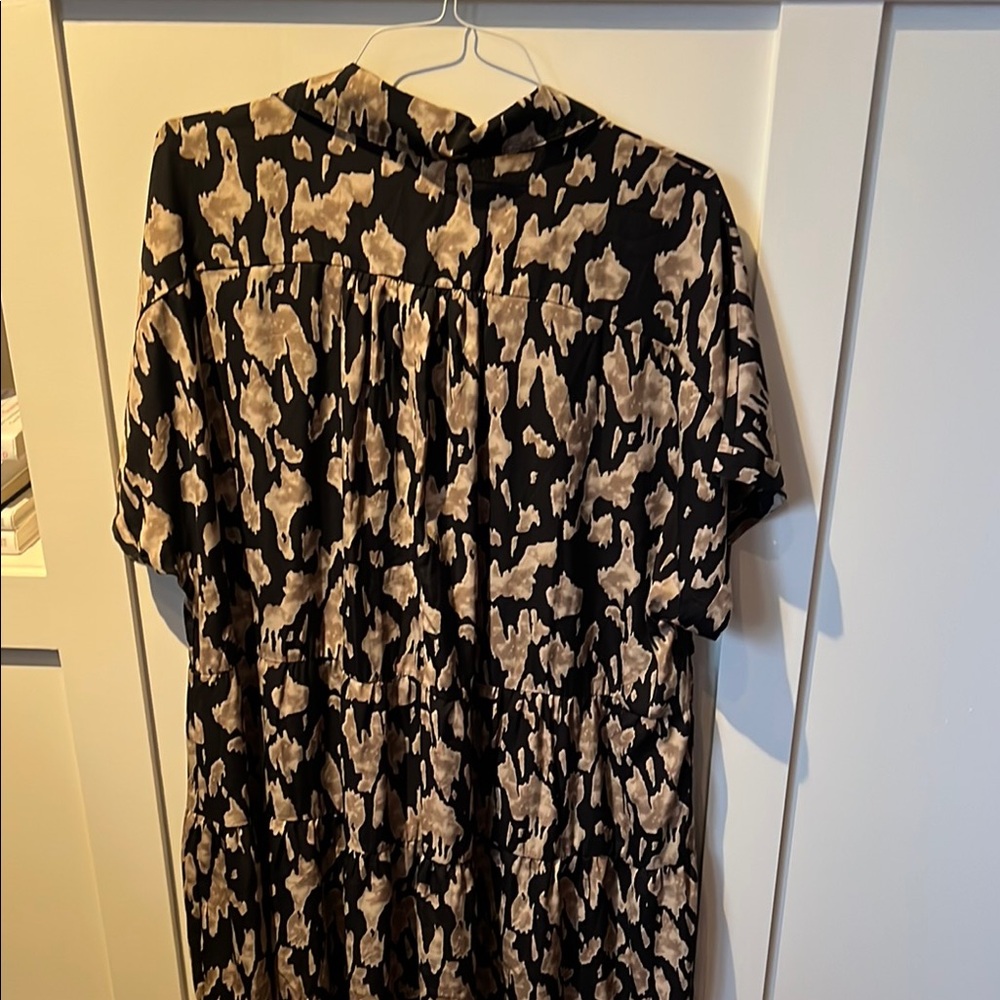 Excellent Condition Black and Tan Patterned Dress - Picture 6 of 6